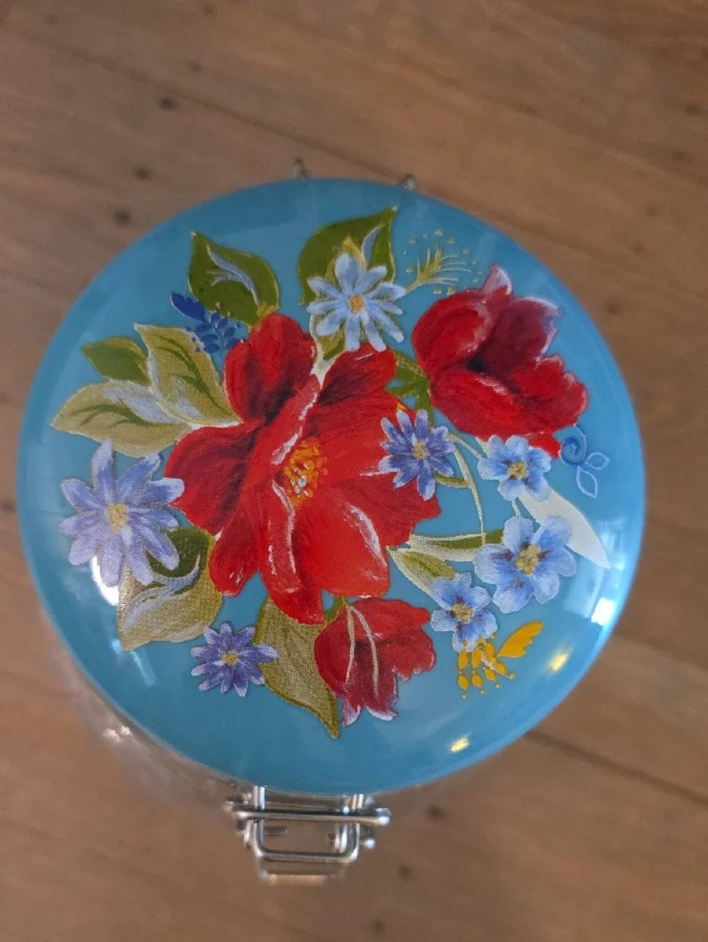 The Pioneer Woman Floral Embossed Glass Storage Clamp Jar w_ Turquoise Lid 106oz